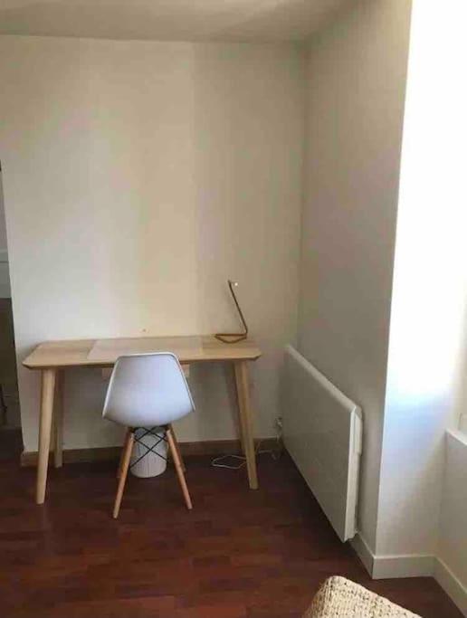 Cosy A Deux Pas De La Gare Laval (Mayenne)